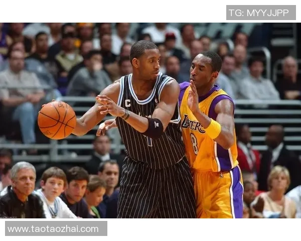 麦迪科比对决回顾：两位巨星的巅峰时刻与传奇瞬间